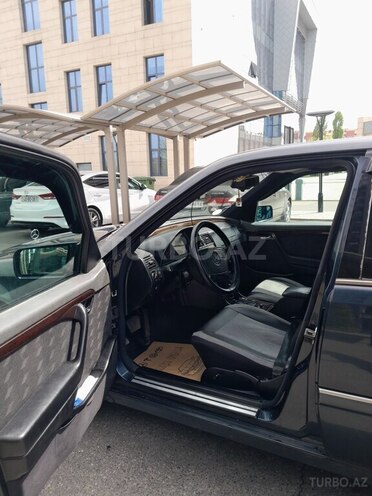 Mercedes C 180 1995, 450,000 km - 1.8 l - Quba
