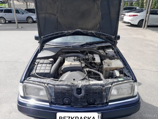 Mercedes C 180 1995, 450,000 km - 1.8 l - Quba