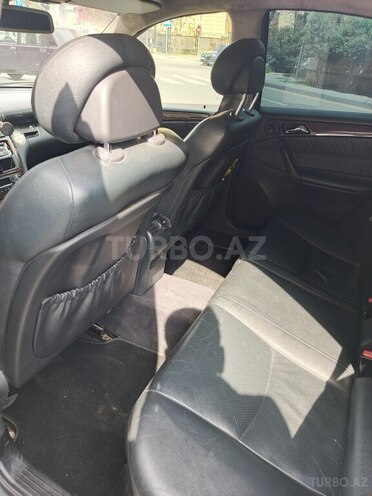 Mercedes C 240 2001, 260,000 km - 2.6 l - Bakı