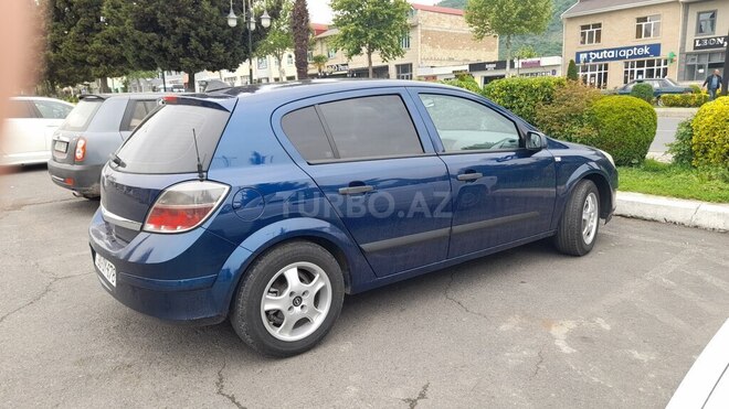 Opel Astra 2009, 209,000 km - 1.4 l - Balakən