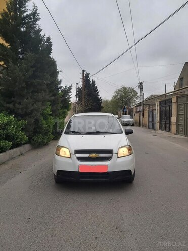 Chevrolet Aveo-1