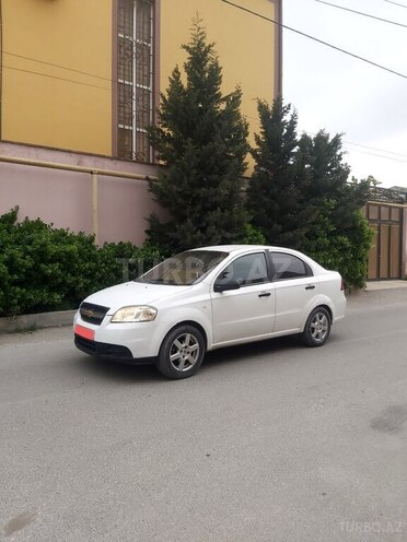 Chevrolet Aveo-2