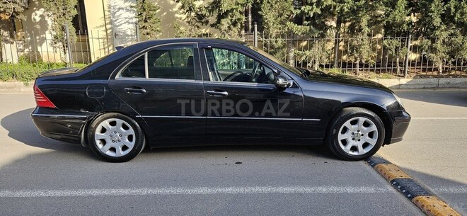 Mercedes C 320 2001, 340,000 km - 3.2 l - Bakı
