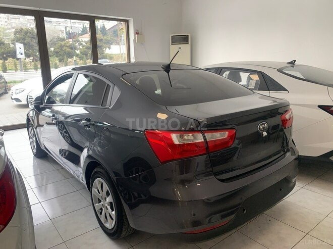 Kia Rio 2015, 90,000 km - 1.4 l - Bakı