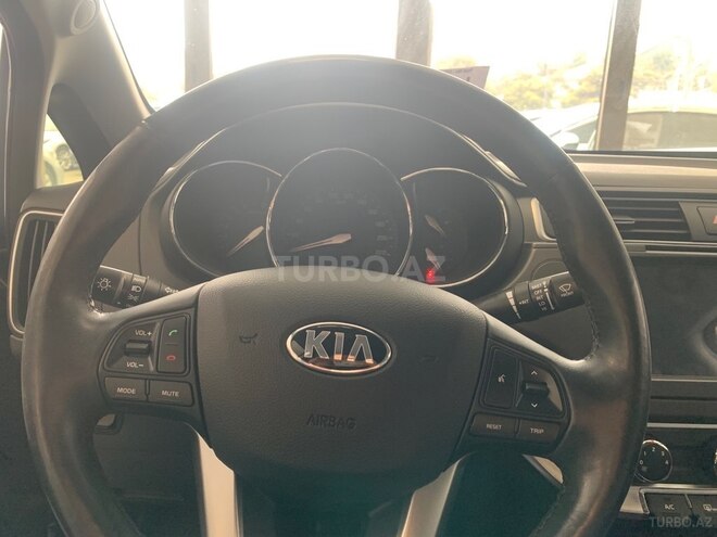 Kia Rio 2015, 90,000 km - 1.4 l - Bakı