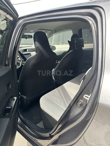 Toyota Vitz 2011, 142,000 km - 1.3 l - Bakı