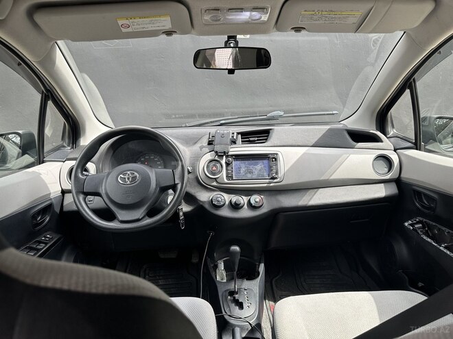Toyota Vitz 2011, 142,000 km - 1.3 l - Bakı