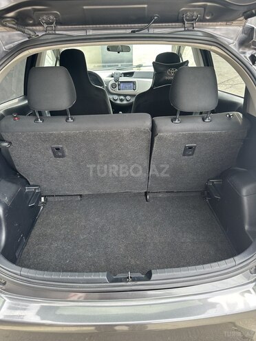 Toyota Vitz 2011, 142,000 km - 1.3 l - Bakı
