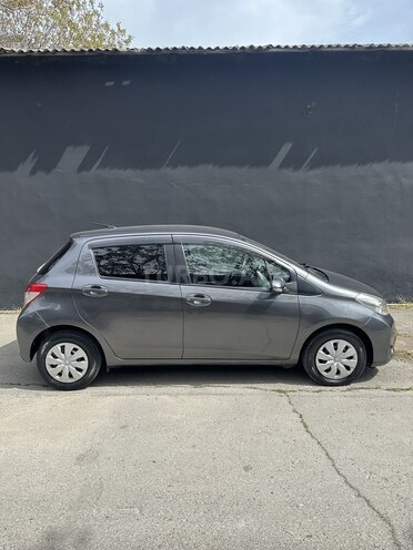 Toyota Vitz 2011, 142,000 km - 1.3 l - Bakı