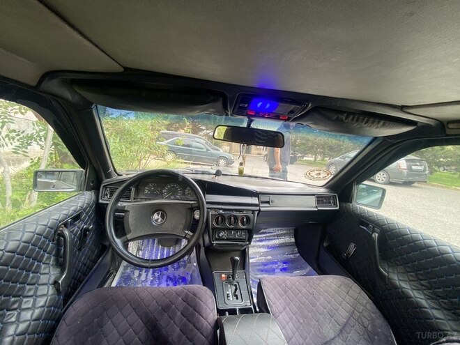 Mercedes 190 1990, 117,170 km - 2.0 l - Bakı