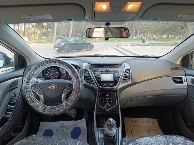 Hyundai Elantra 2015, 99,755 km - 1.8 l - Bakı