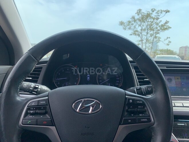 Hyundai Elantra 2015, 155,000 km - 1.6 l - Bakı