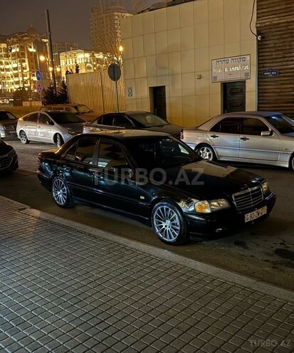 Mercedes C 180 2000, 220,000 km - 1.8 л - Bakı