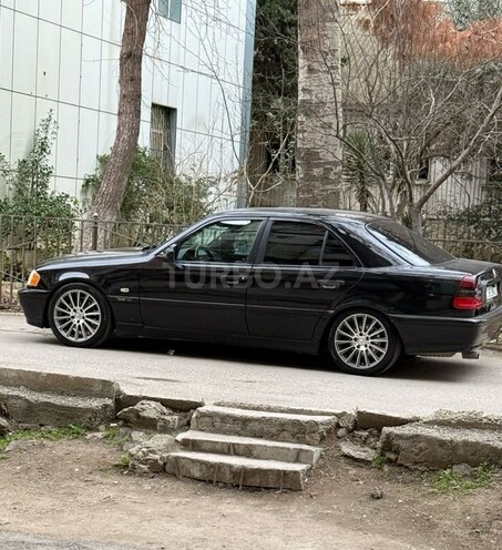 Mercedes C 180 2000, 220,000 km - 1.8 л - Bakı