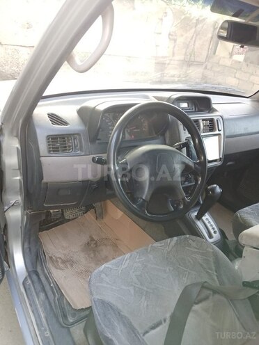 Mitsubishi Pajero io 2000, 298,000 km - 1.8 л - Mingəçevir
