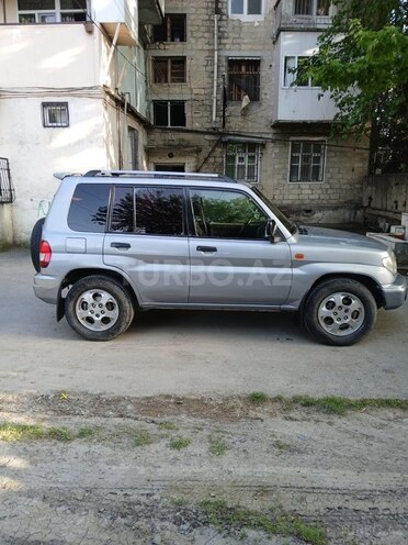 Mitsubishi Pajero io 2000, 298,000 km - 1.8 л - Mingəçevir