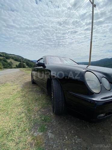 Mercedes E 220 d 2001, 650,000 km - 2.2 л - Lənkəran