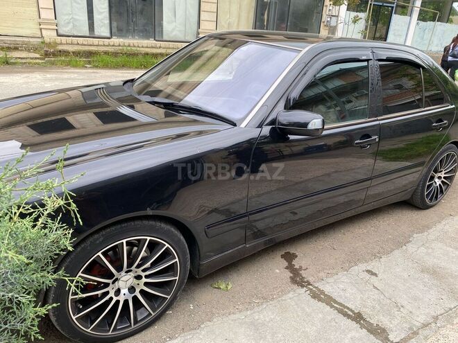 Mercedes E 220 d 2001, 650,000 km - 2.2 л - Lənkəran