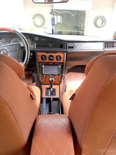 Mercedes 190 1991, 380,176 km - 2.0 l - Bakı