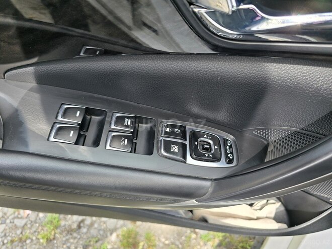 Hyundai Grandeur-10