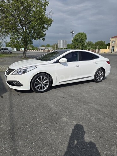 Hyundai Grandeur-8