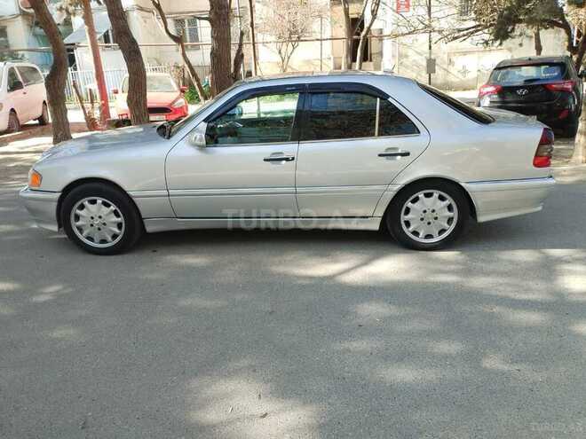 Mercedes C 230 2000, 440,000 km - 2.3 l - Bakı