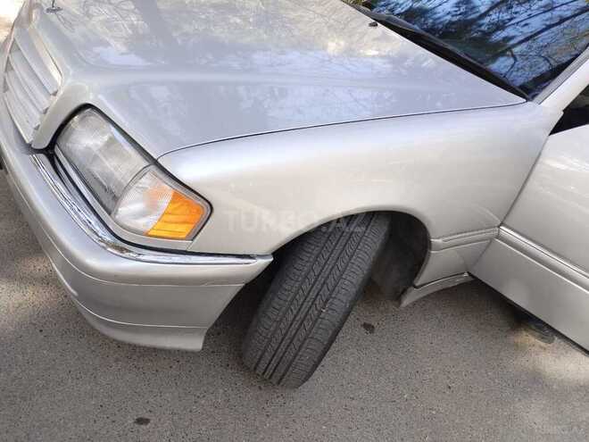 Mercedes C 230 2000, 440,000 km - 2.3 l - Bakı