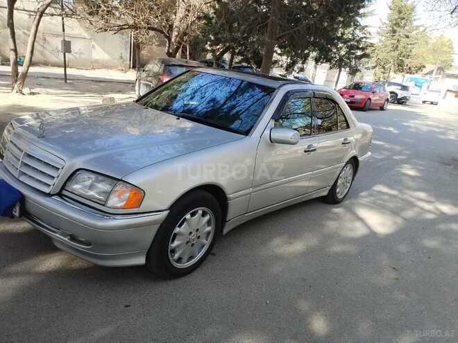 Mercedes C 230 2000, 440,000 km - 2.3 l - Bakı