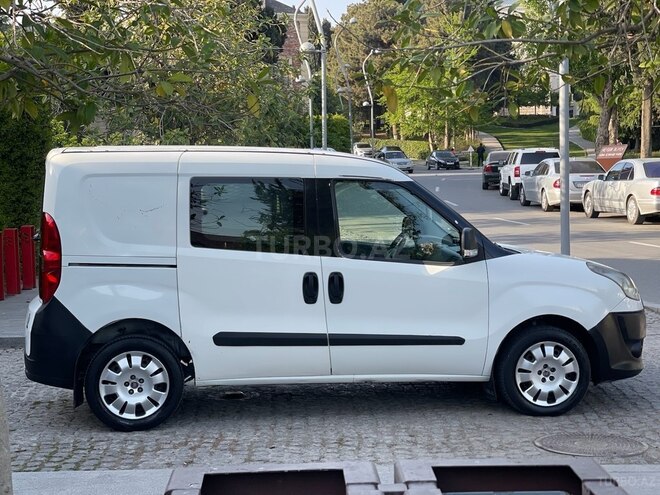 Fiat Doblo 2011, 382,000 km - 1.4 l - Bakı