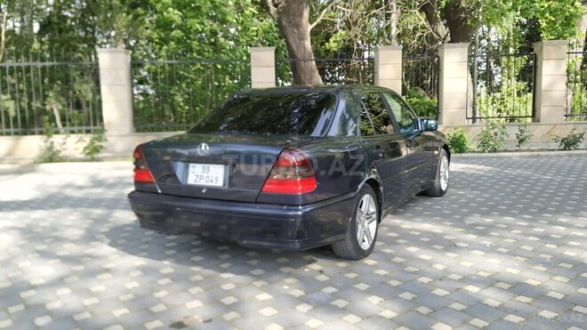 Mercedes C 200 1999, 235,000 km - 2.0 l - Yevlax