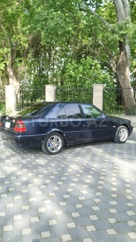 Mercedes C 200 1999, 235,000 km - 2.0 l - Yevlax