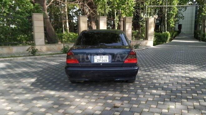 Mercedes C 200 1999, 235,000 km - 2.0 l - Yevlax