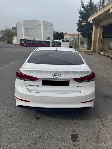 Hyundai Avante 2016, 206,000 km - 1.6 l - Bakı