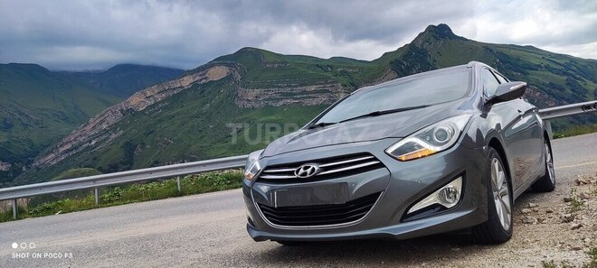 Hyundai i40 2013, 235,000 km - 1.7 l - Qusar