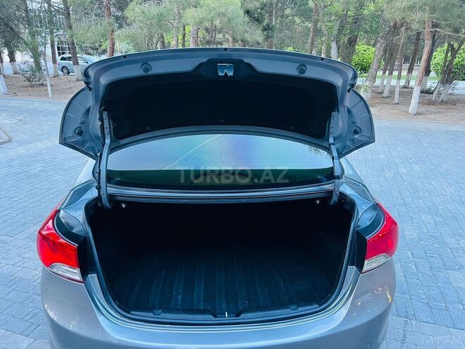 Hyundai Elantra 2011, 240,000 km - 1.6 л - Sumqayıt