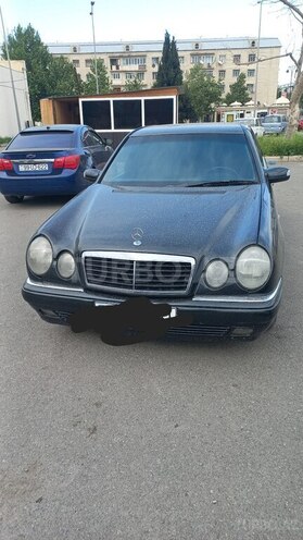 Mercedes E 240 1999, 240,000 km - 2.4 l - Gəncə