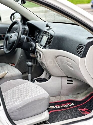 Hyundai Accent 2008, 235,000 km - 1.4 l - Bakı