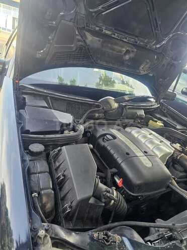 Mercedes E 220 d 1999, 524,921 km - 2.2 л - Sabirabad