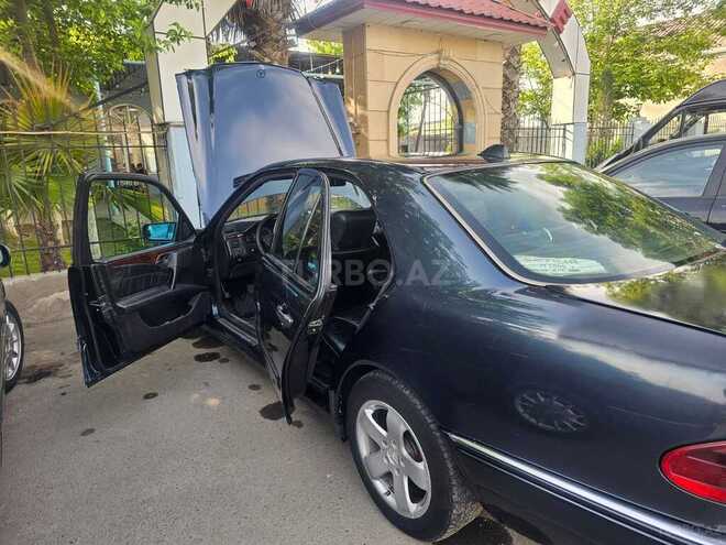 Mercedes E 220 d 1999, 524,921 km - 2.2 л - Sabirabad