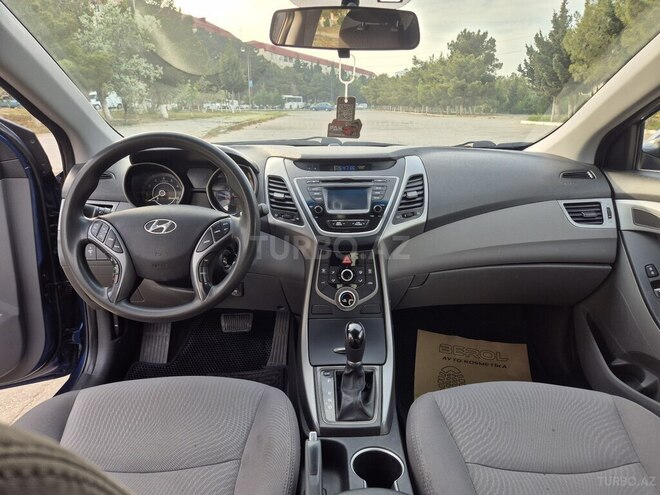 Hyundai Elantra 2015, 236,321 km - 1.8 l - Sumqayıt