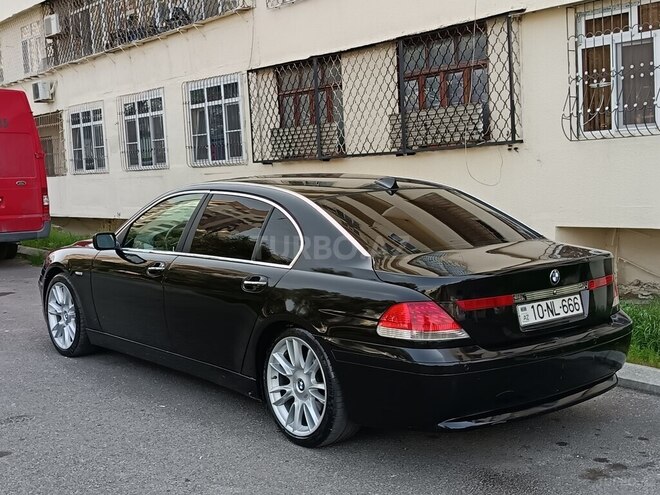 BMW 745 2003, 258,000 km - 4.4 l - Bakı