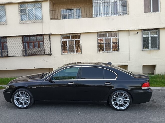 BMW 745 2003, 258,000 km - 4.4 l - Bakı