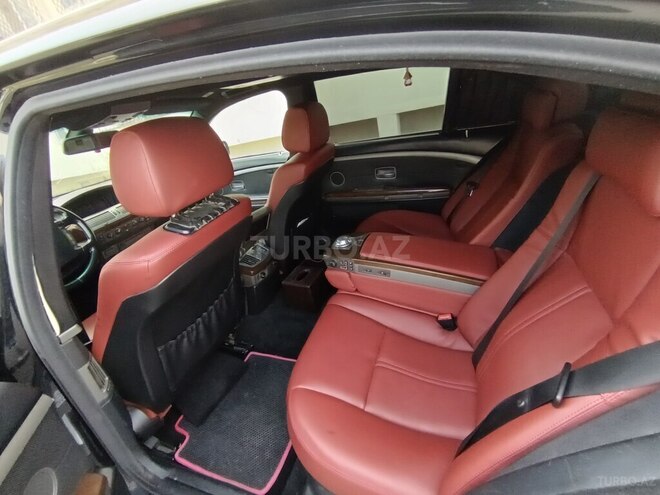 BMW 745 2003, 258,000 km - 4.4 l - Bakı