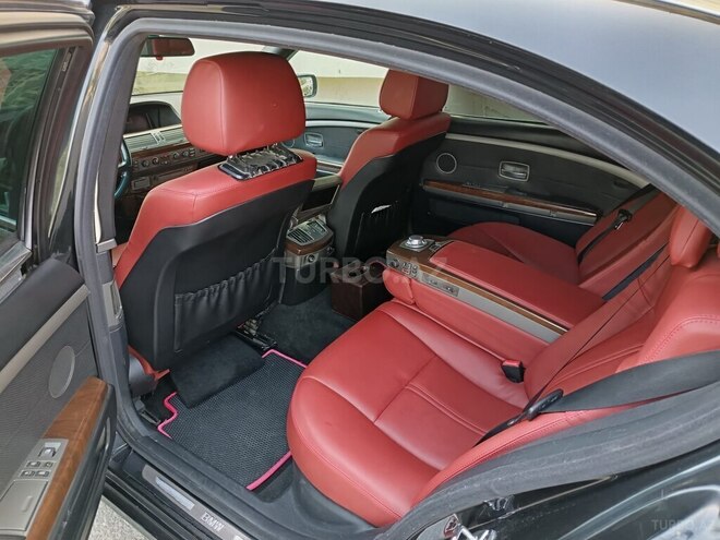 BMW 745 2003, 258,000 km - 4.4 l - Bakı
