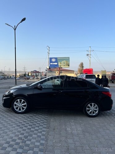 Hyundai Accent 2011, 195,000 km - 1.6 l - Bakı