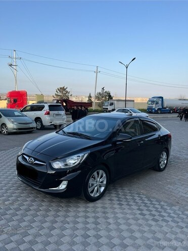 Hyundai Accent 2011, 195,000 km - 1.6 l - Bakı
