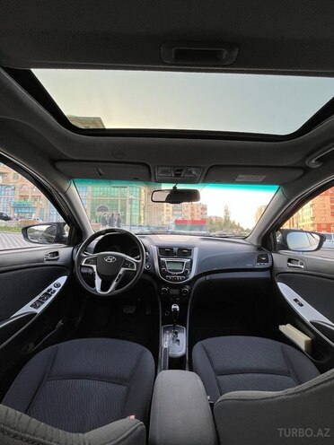 Hyundai Accent 2011, 195,000 km - 1.6 l - Bakı