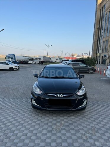 Hyundai Accent 2011, 195,000 km - 1.6 l - Bakı