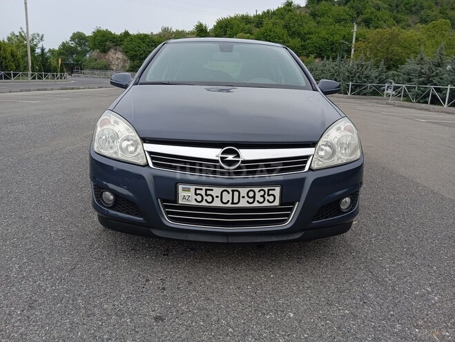 Opel Astra 2007, 250,000 km - 1.4 l - Şəki
