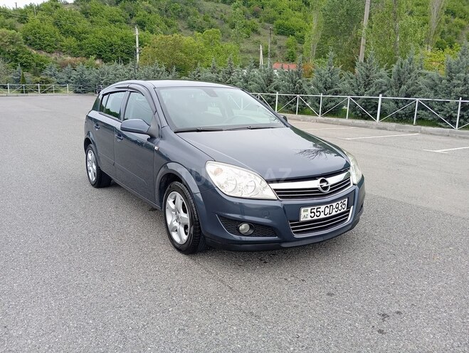 Opel Astra 2007, 250,000 km - 1.4 l - Şəki